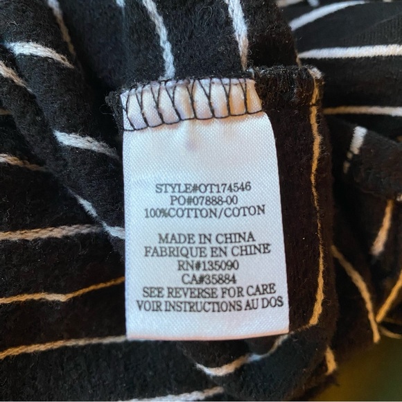 Others Follow. Crew-neck sweater. Striped. Extra small. 100% cotton. Boxy fit. - Picture 2 of 5